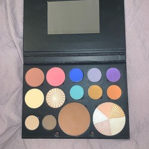 OFRA Free Spirit Palette